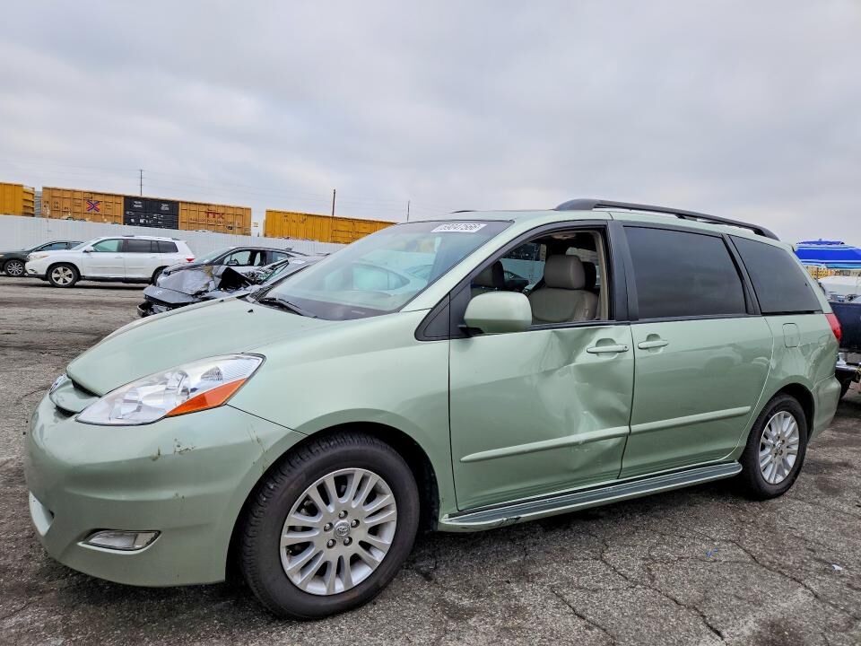 2008 TOYOTA Sienna