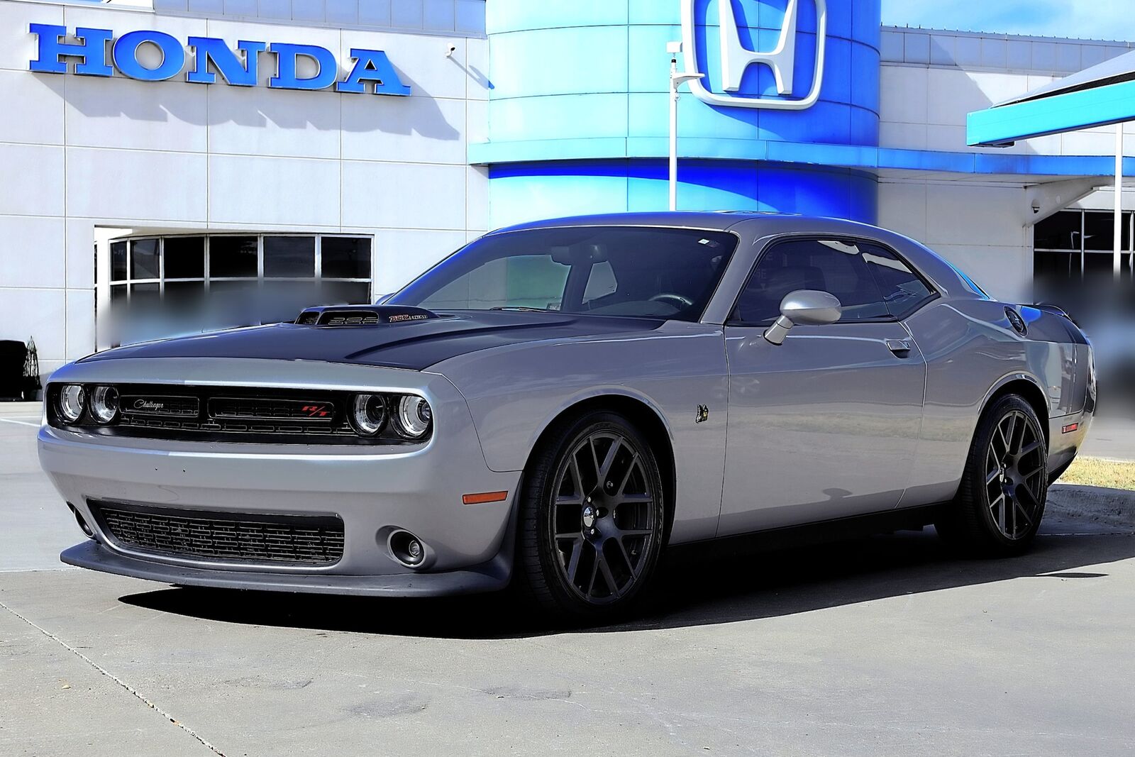 2016 DODGE Challenger