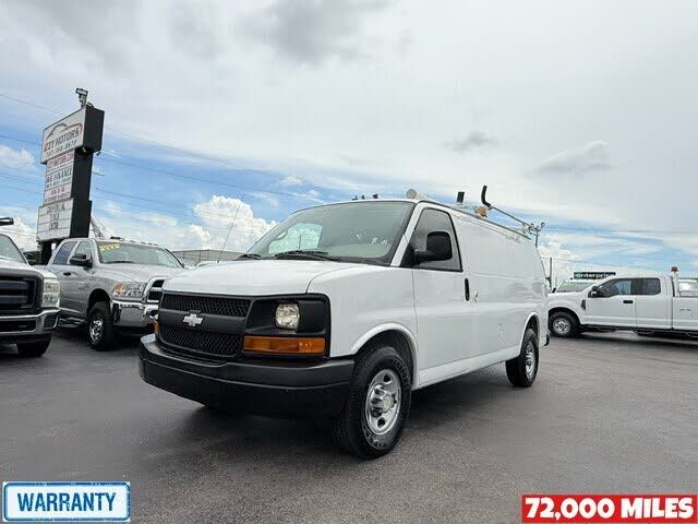 2011 CHEVROLET Express