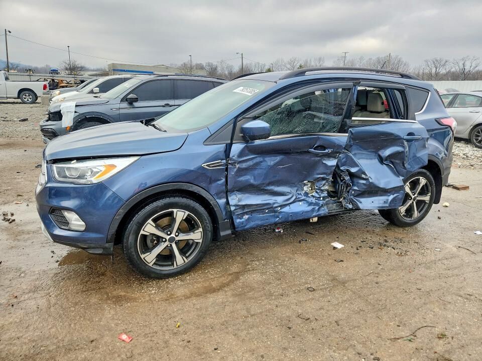 2018 FORD Escape