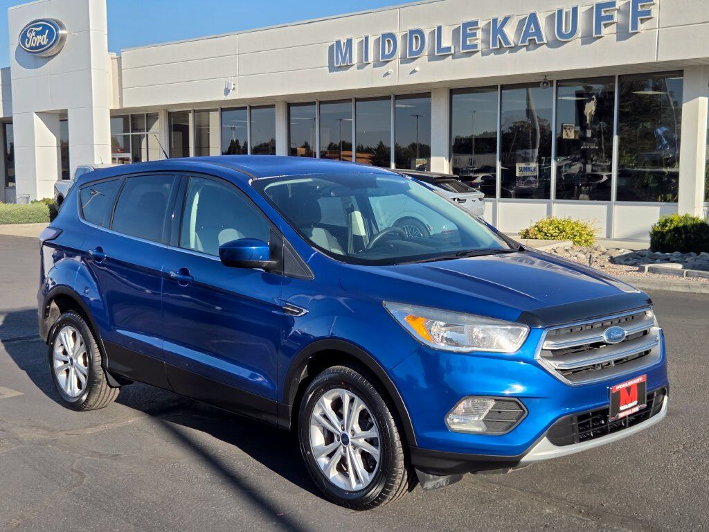 2017 FORD Escape