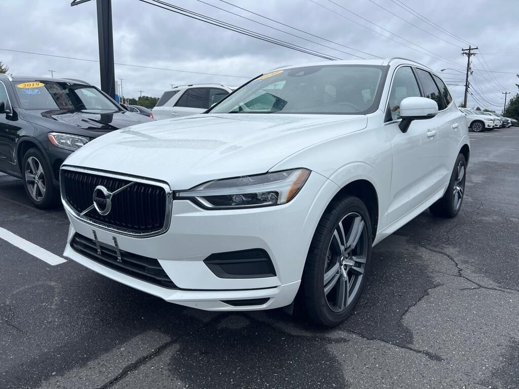 2020 VOLVO XC60