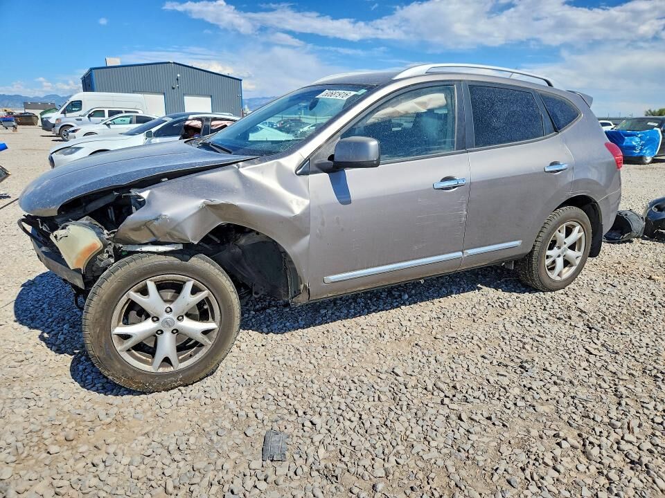 2011 NISSAN Rogue