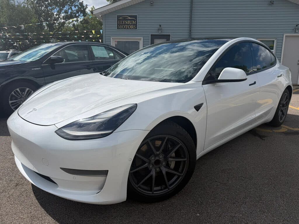 2021 TESLA Model 3