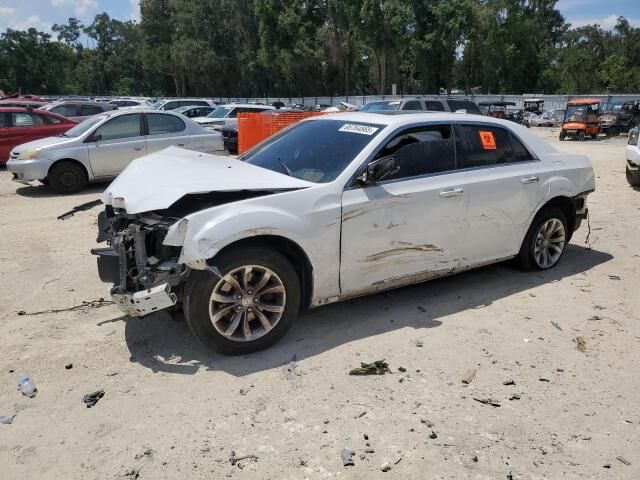 2016 CHRYSLER 300