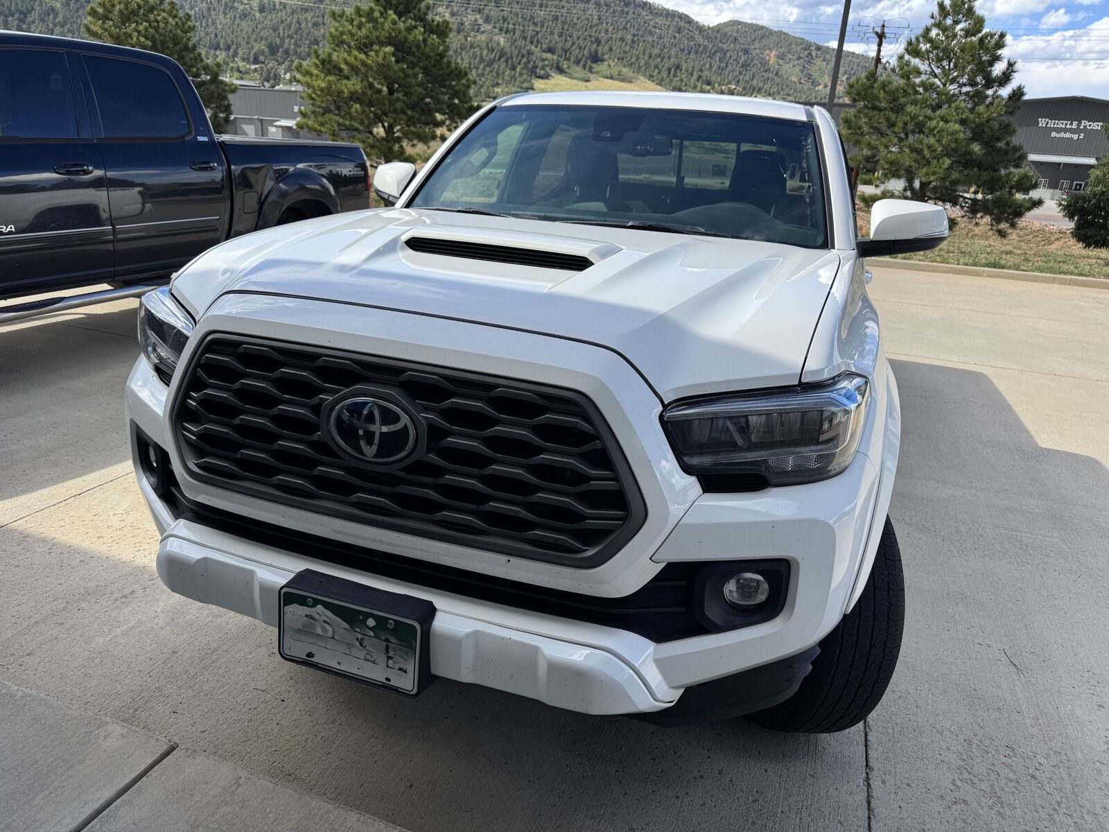 2023 TOYOTA Tacoma
