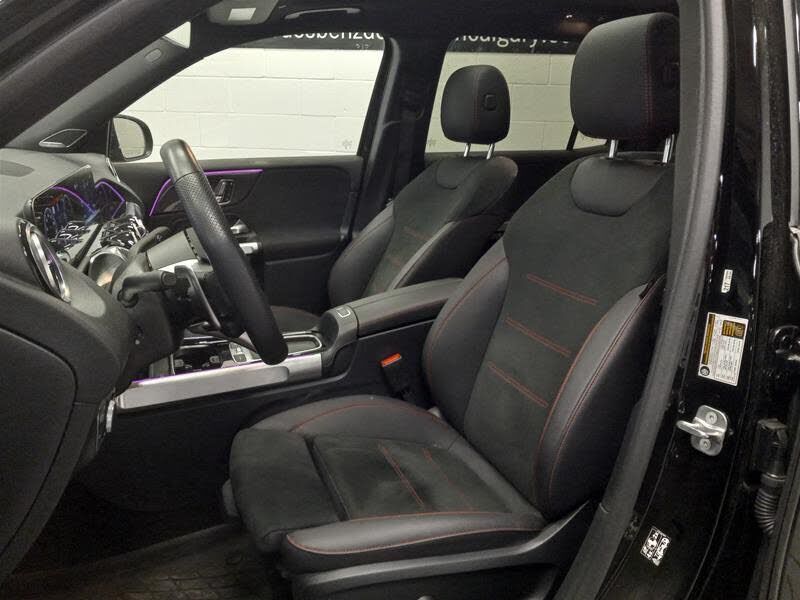2025 Mercedes-Benz GLB-Class
