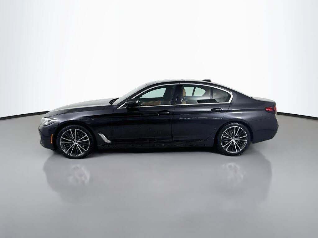 2021 BMW 530i