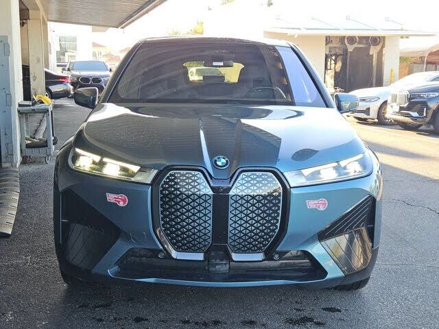 2024 BMW iX