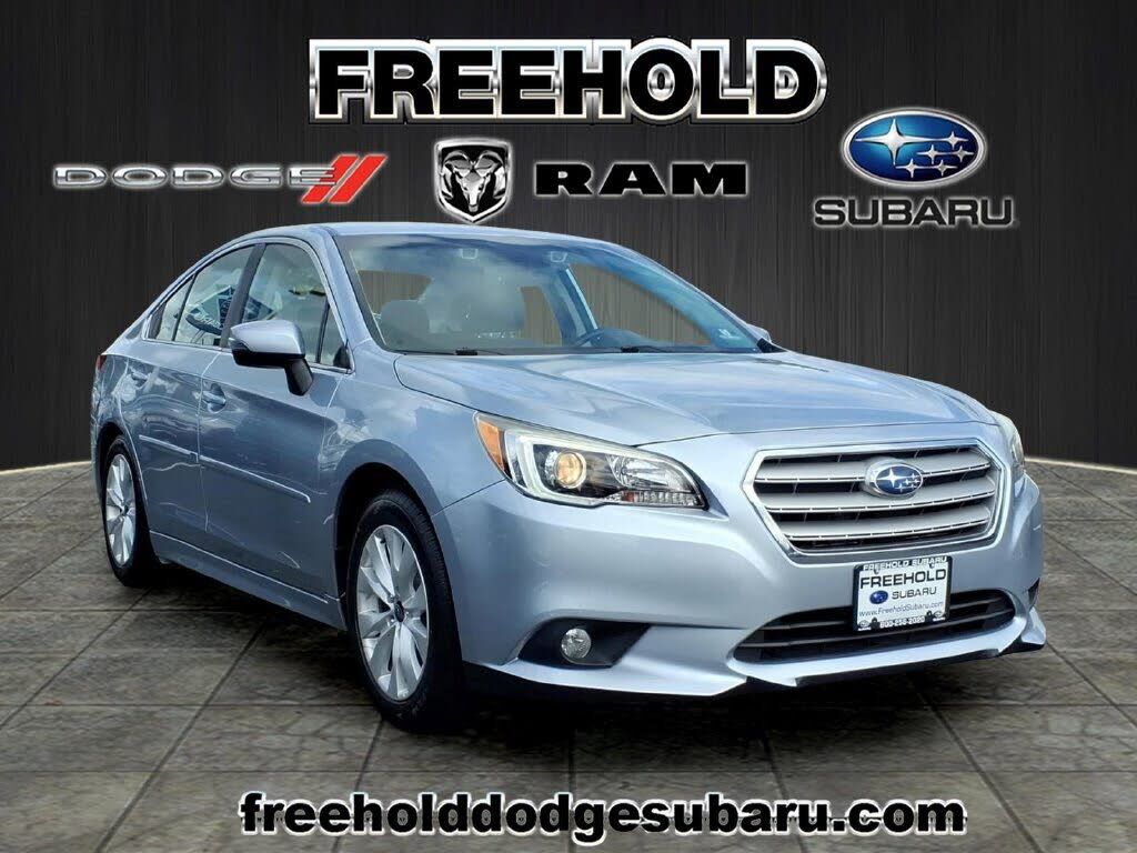 2017 SUBARU Legacy