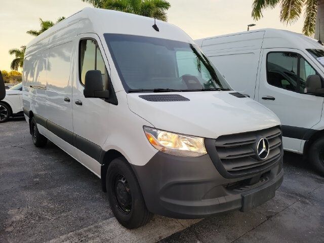 2025 Mercedes-Benz Sprinter