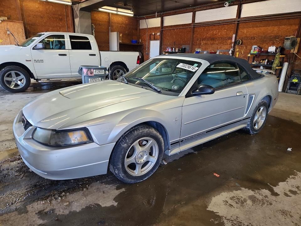 2003 FORD Mustang