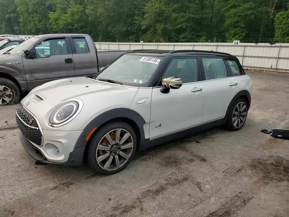 2022 MINI Clubman