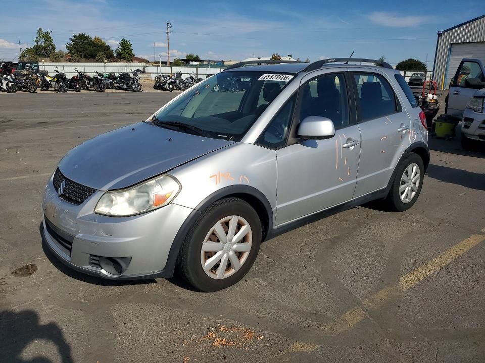 2011 SUZUKI SX4
