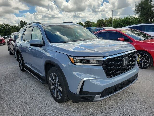 2025 HONDA Pilot