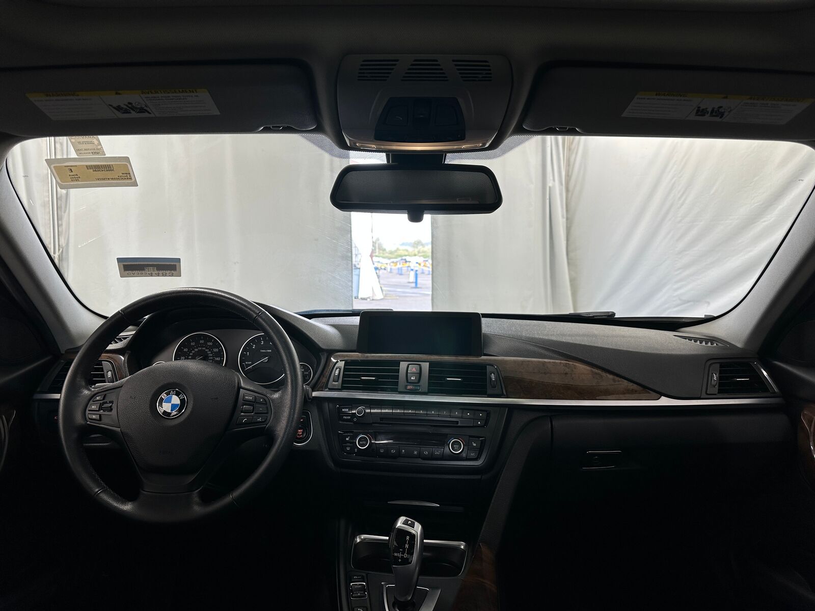 2015 BMW 320i