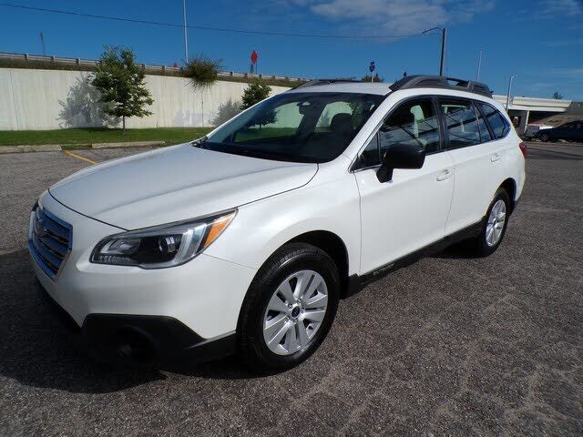 2017 SUBARU Outback