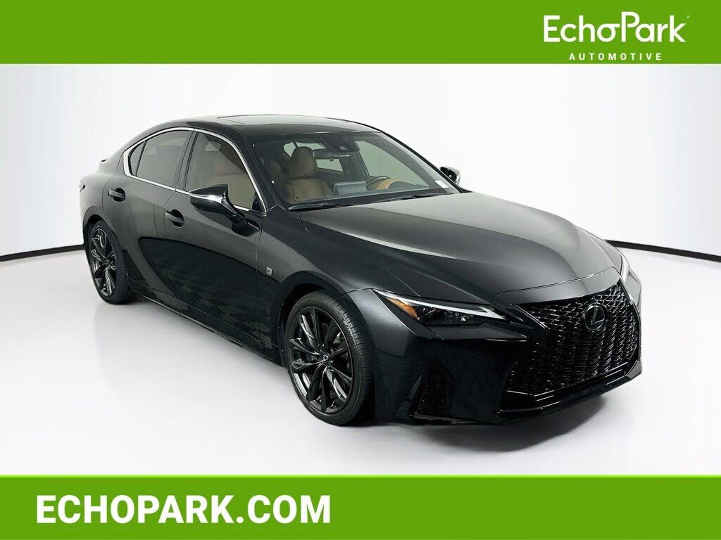 2023 LEXUS IS