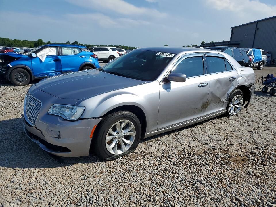 2015 CHRYSLER 300