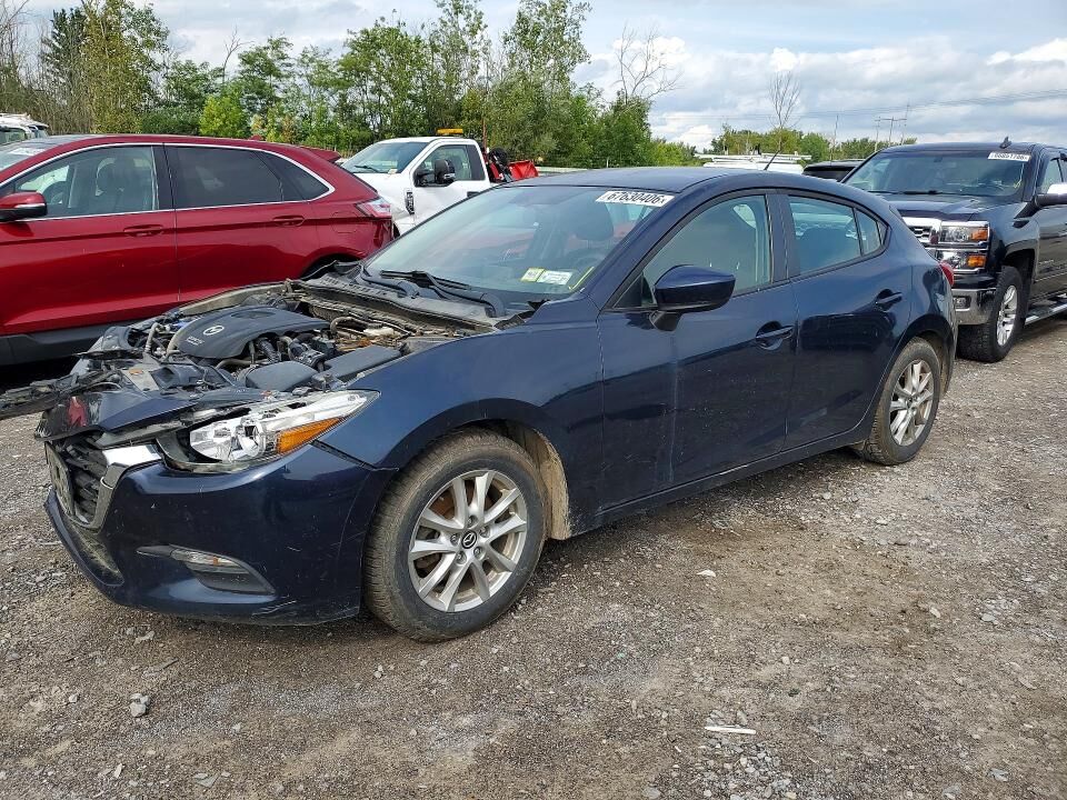 2017 MAZDA Mazda3