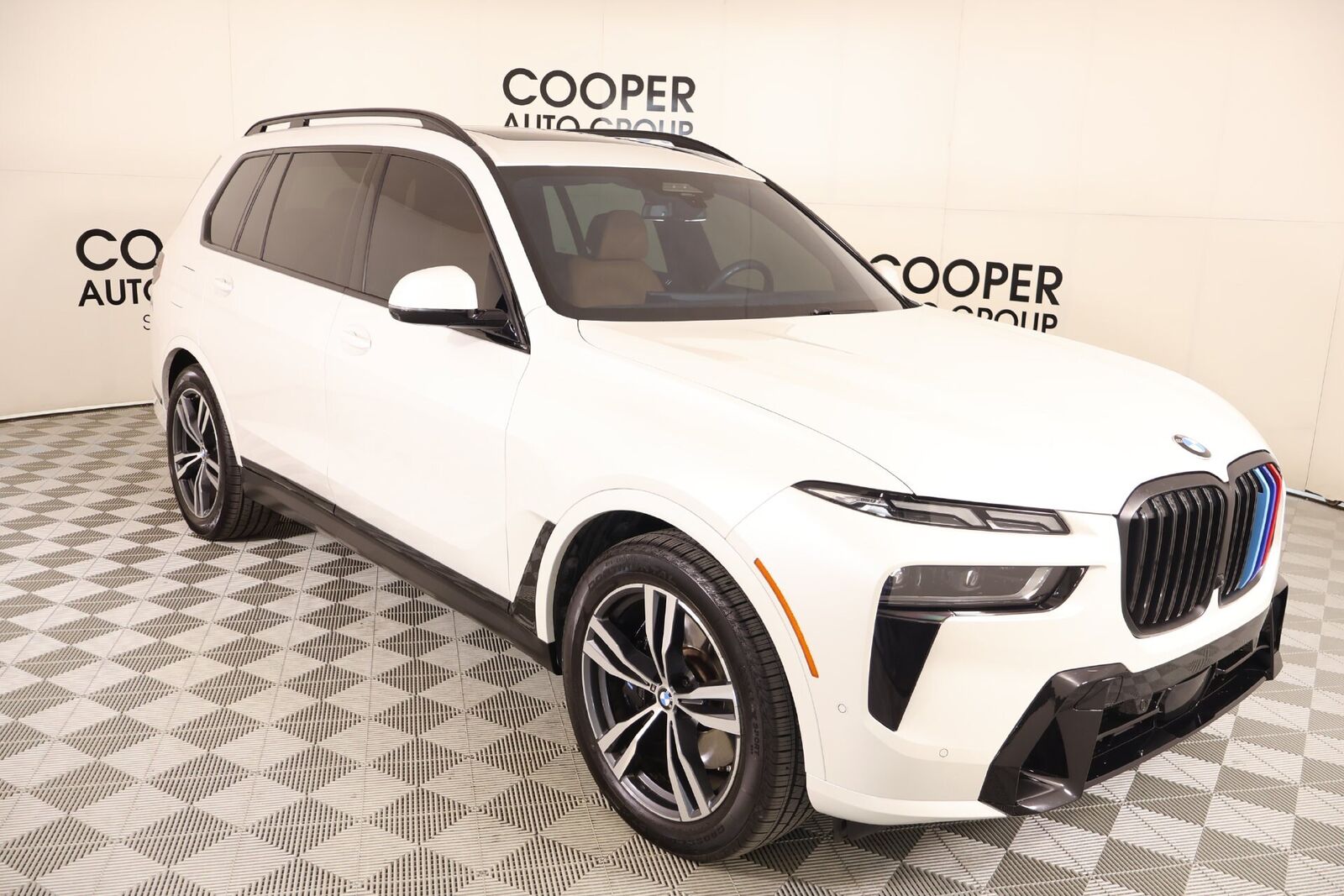 2025 BMW X7
