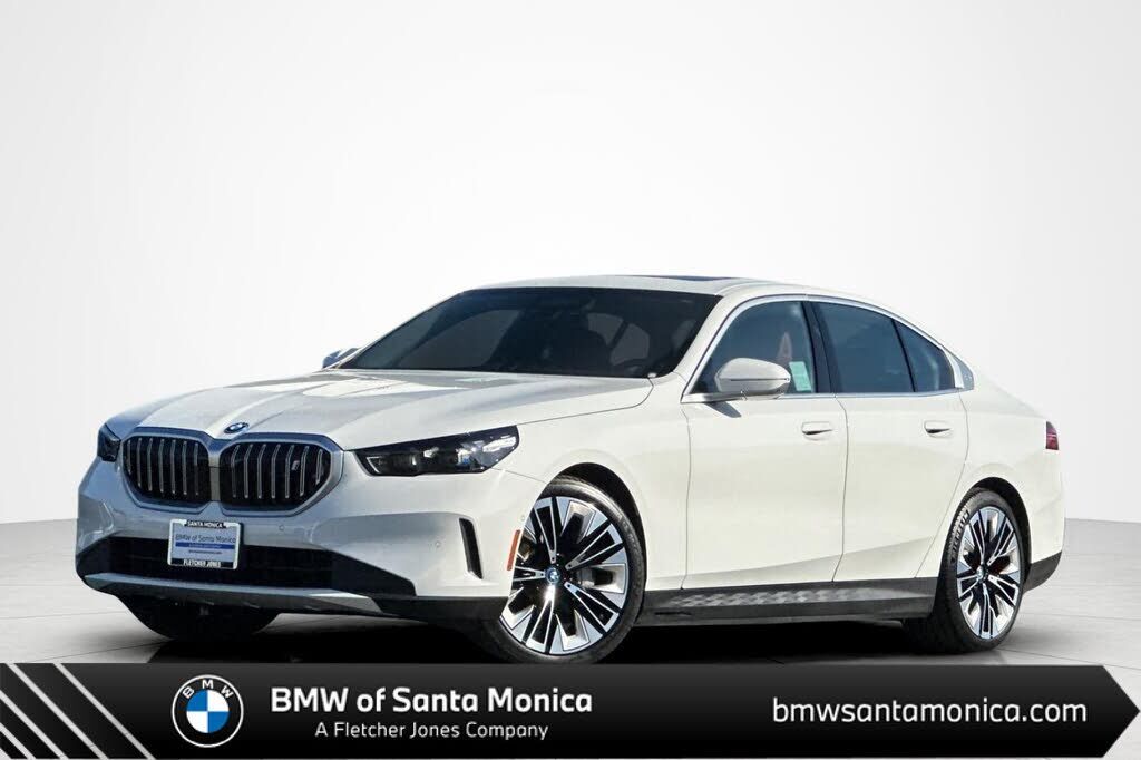 2025 BMW i5