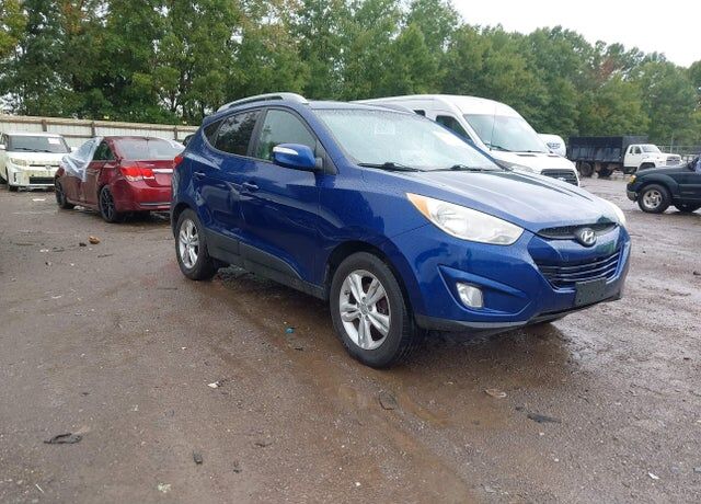 2013 HYUNDAI Tucson