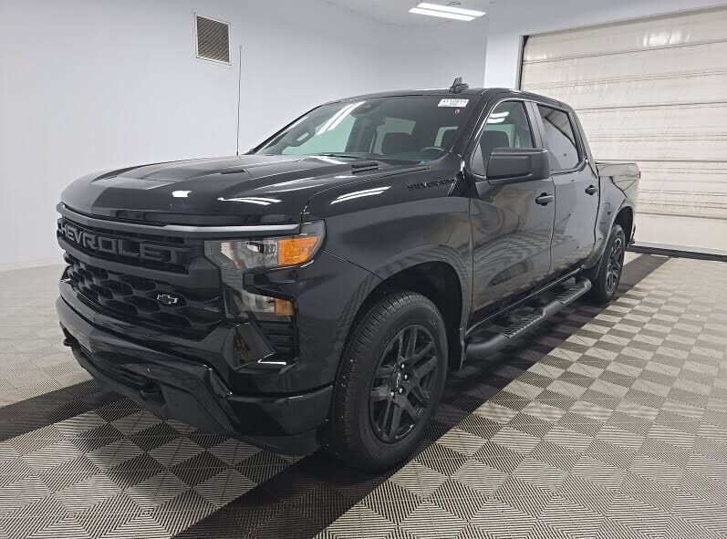 2025 CHEVROLET Silverado