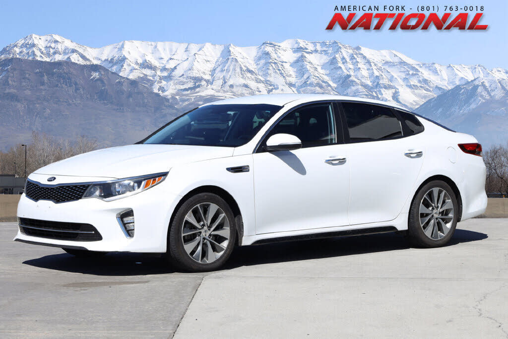 2018 KIA Optima