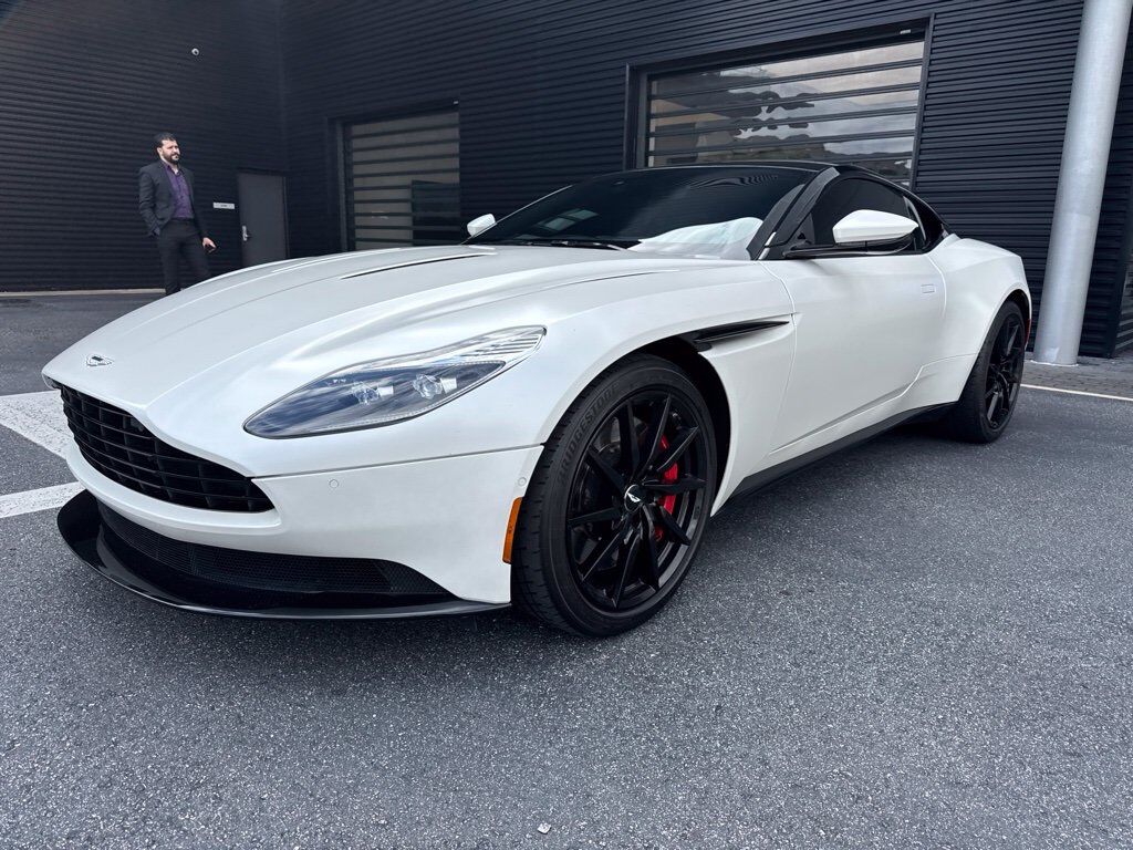 2018 ASTON MARTIN DB11