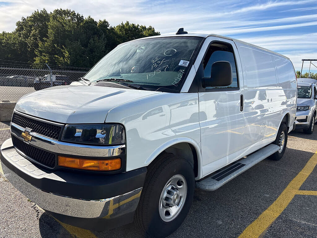 2025 CHEVROLET Express