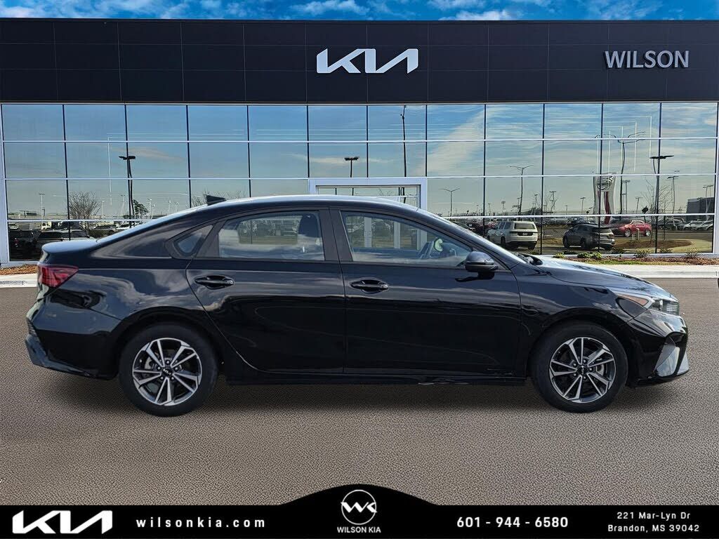 2024 KIA Forte