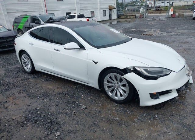 2017 TESLA Model S