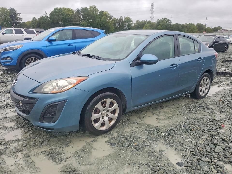 2010 MAZDA Mazda3