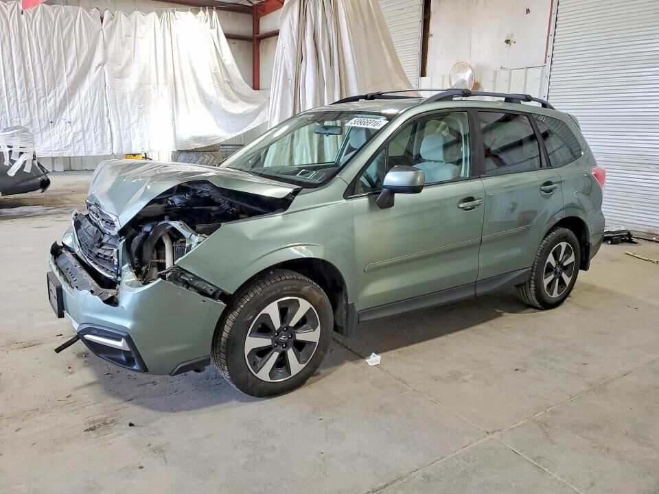 2018 SUBARU Forester