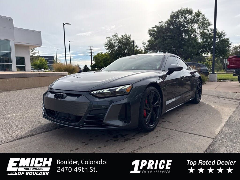2023 AUDI e-tron GT