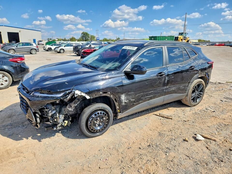2025 CHEVROLET Trax