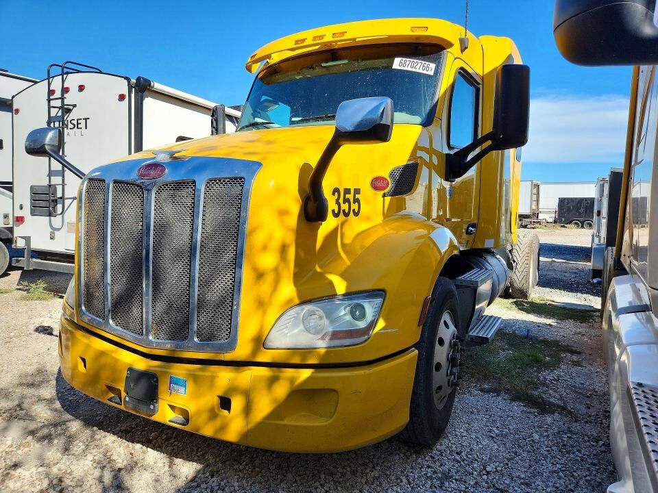 2019 PETERBILT 579