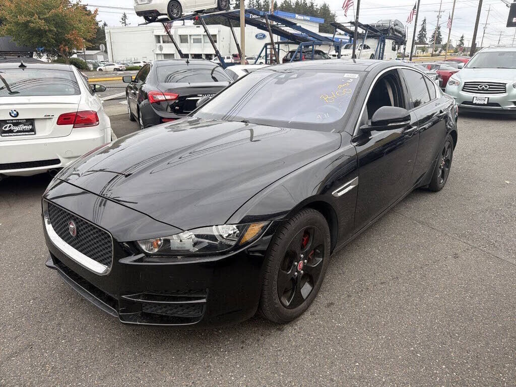 2017 JAGUAR XE