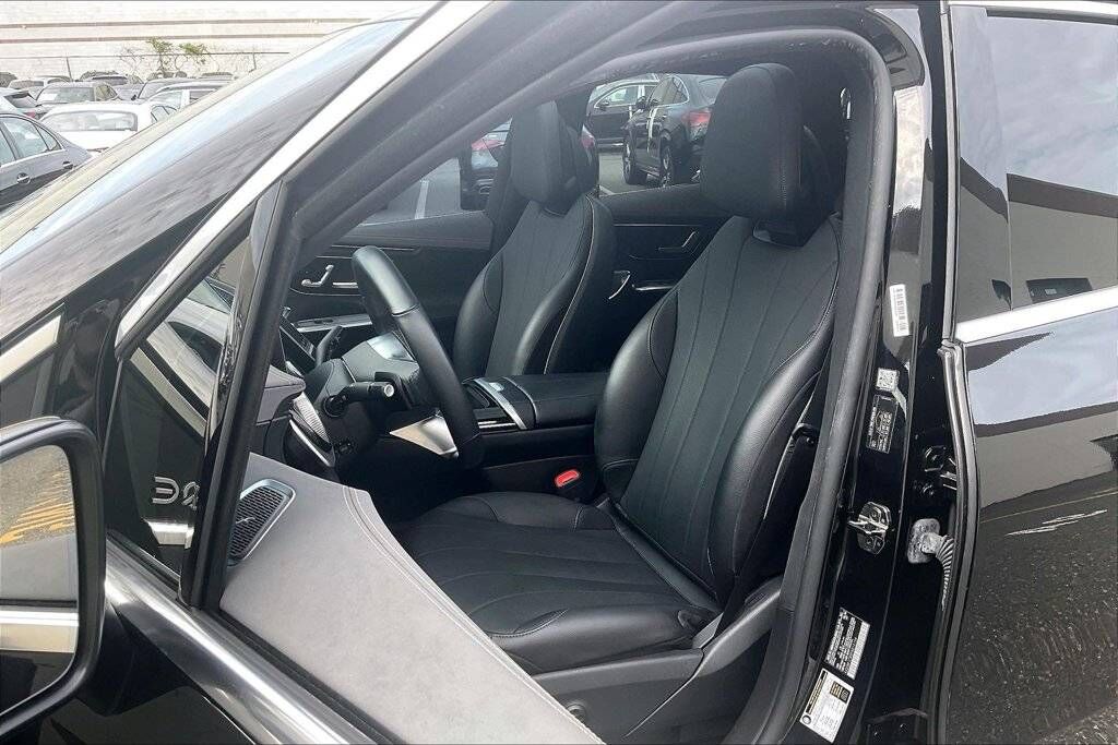 2023 Mercedes-Benz EQE-Class SUV