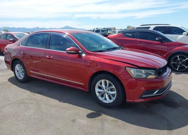 2016 VOLKSWAGEN Passat
