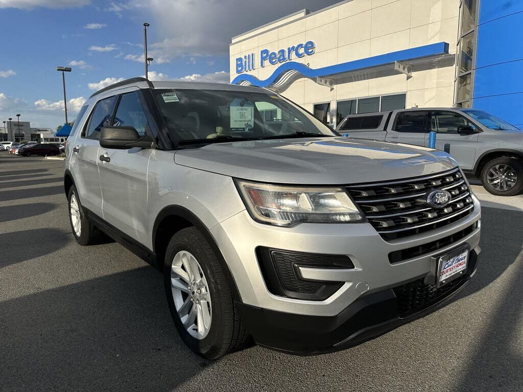 2017 FORD Explorer
