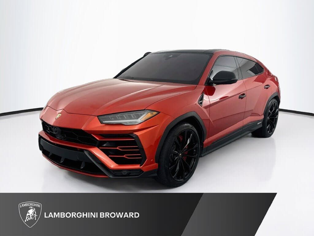 2020 LAMBORGHINI URUS