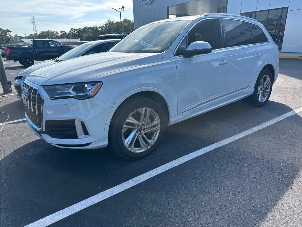 2023 AUDI Q7