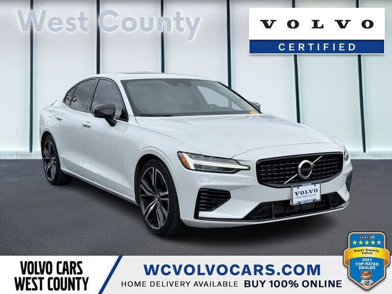 2022 VOLVO S60