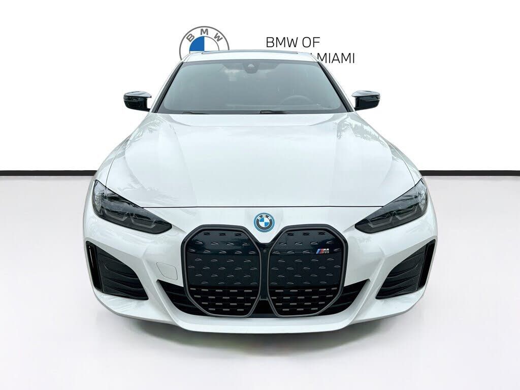 2024 BMW i4