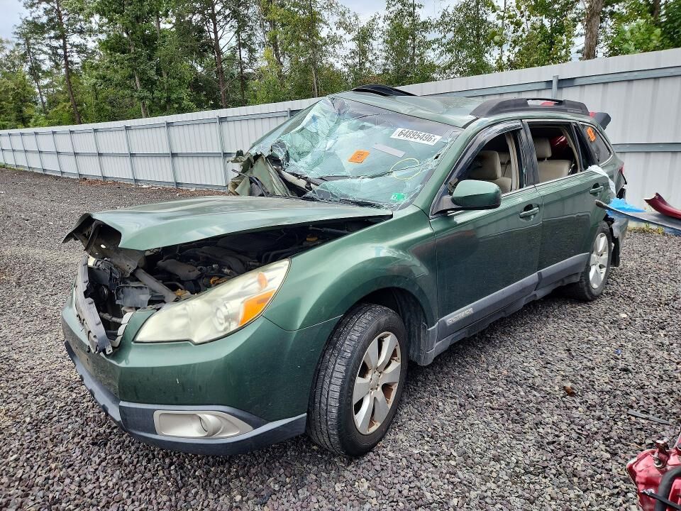 2010 SUBARU Outback
