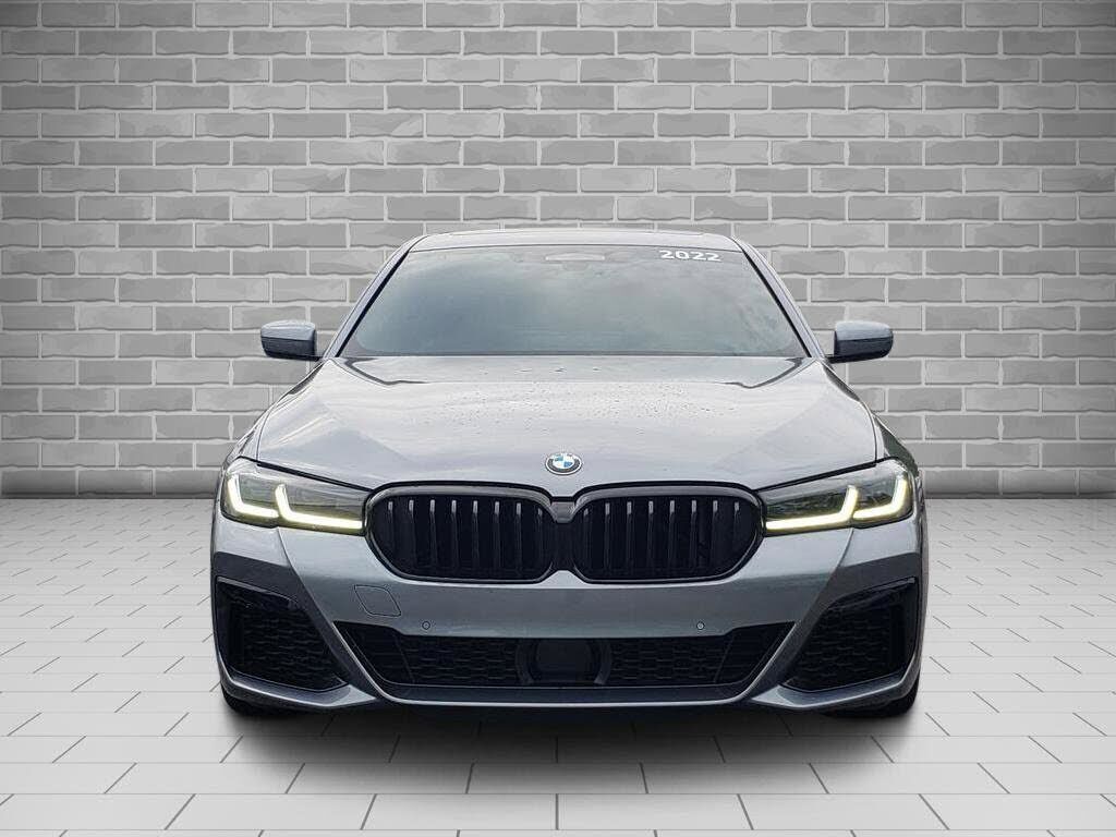 2022 BMW M550i
