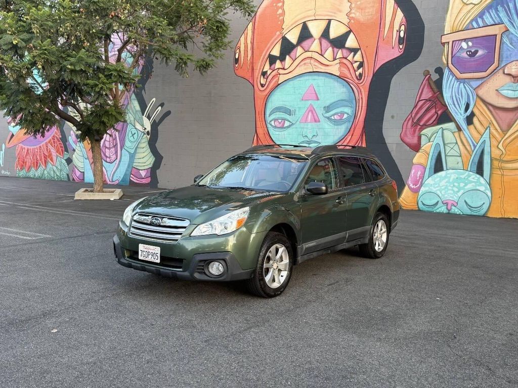 2014 SUBARU Outback