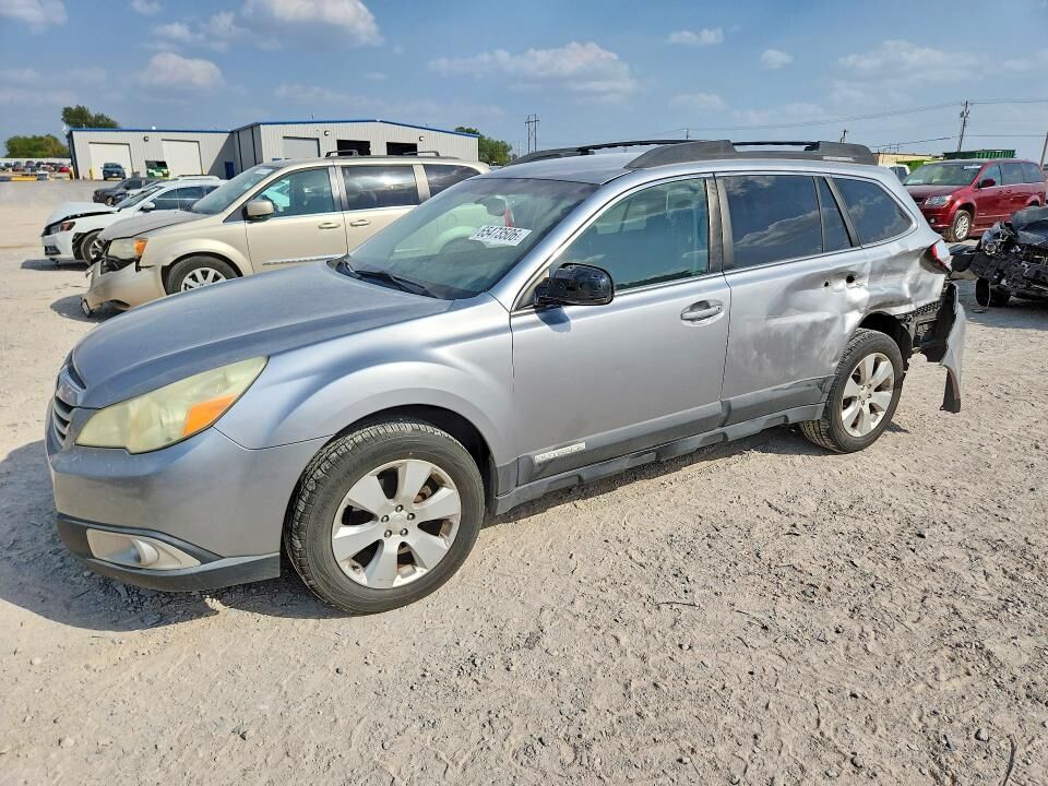 2010 SUBARU Outback